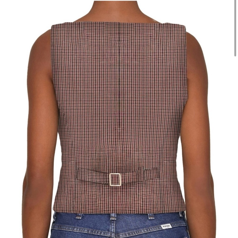 Black Faux Leather Zip-Up Vest - Picture 2 of 4